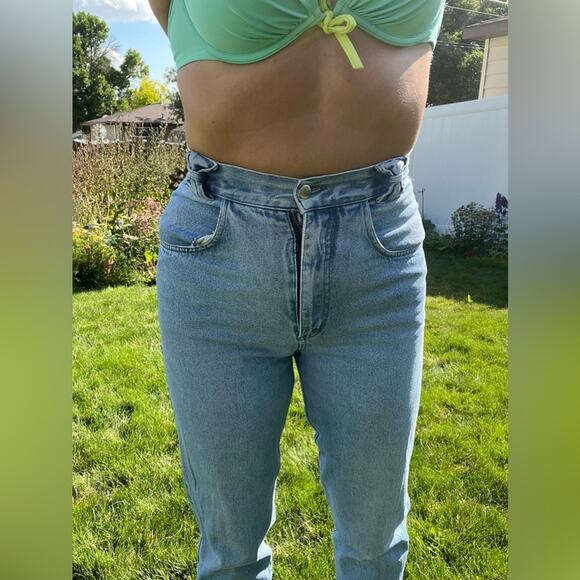 Vintage 80s 90s JS international high-rise bow detail wedgy Mom Jeans - Picture 2 of 9